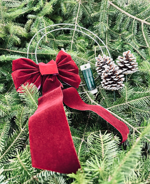 DIY 24" Christmas Wreath Kit – Fresh Balsam with Bow, Pinecones & Berries