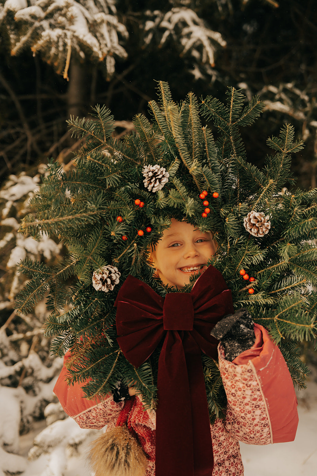DIY Large 24" Christmas Wreath Kit – Fresh Balsam with Bow, Pinecones & Berries
