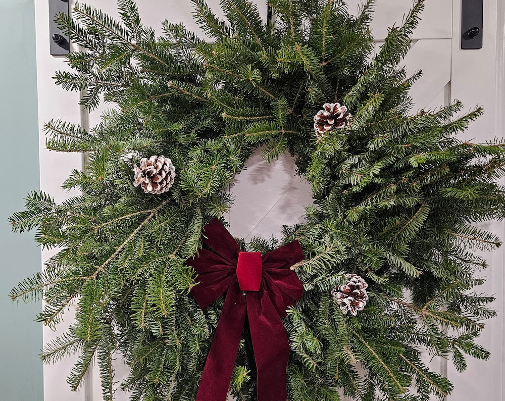 DIY 24" Christmas Wreath Kit – Fresh Balsam with Bow, Pinecones & Berries